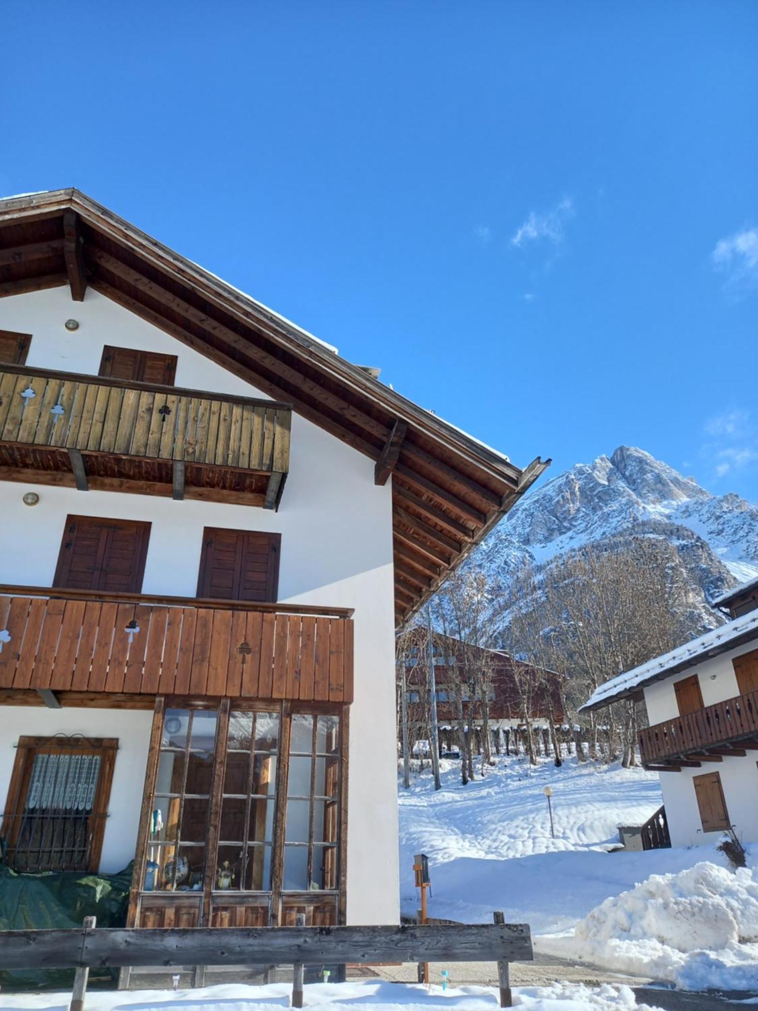 Deliziosa Mansarda Con Vista Dolomiti Apartment San Vito di Cadore Luaran gambar
